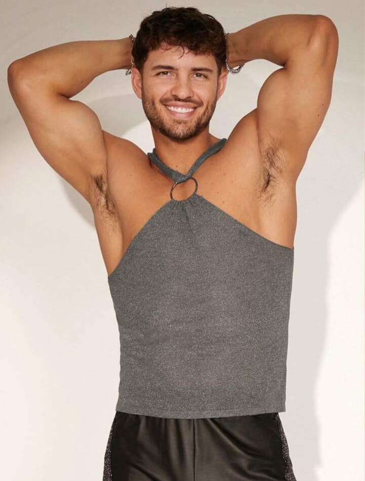 Men Ring Details Solid Sleeveless Sweater Vest